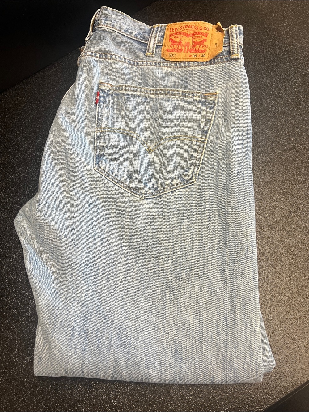 Levi's Men's Light Blue Straight-Leg Jeans